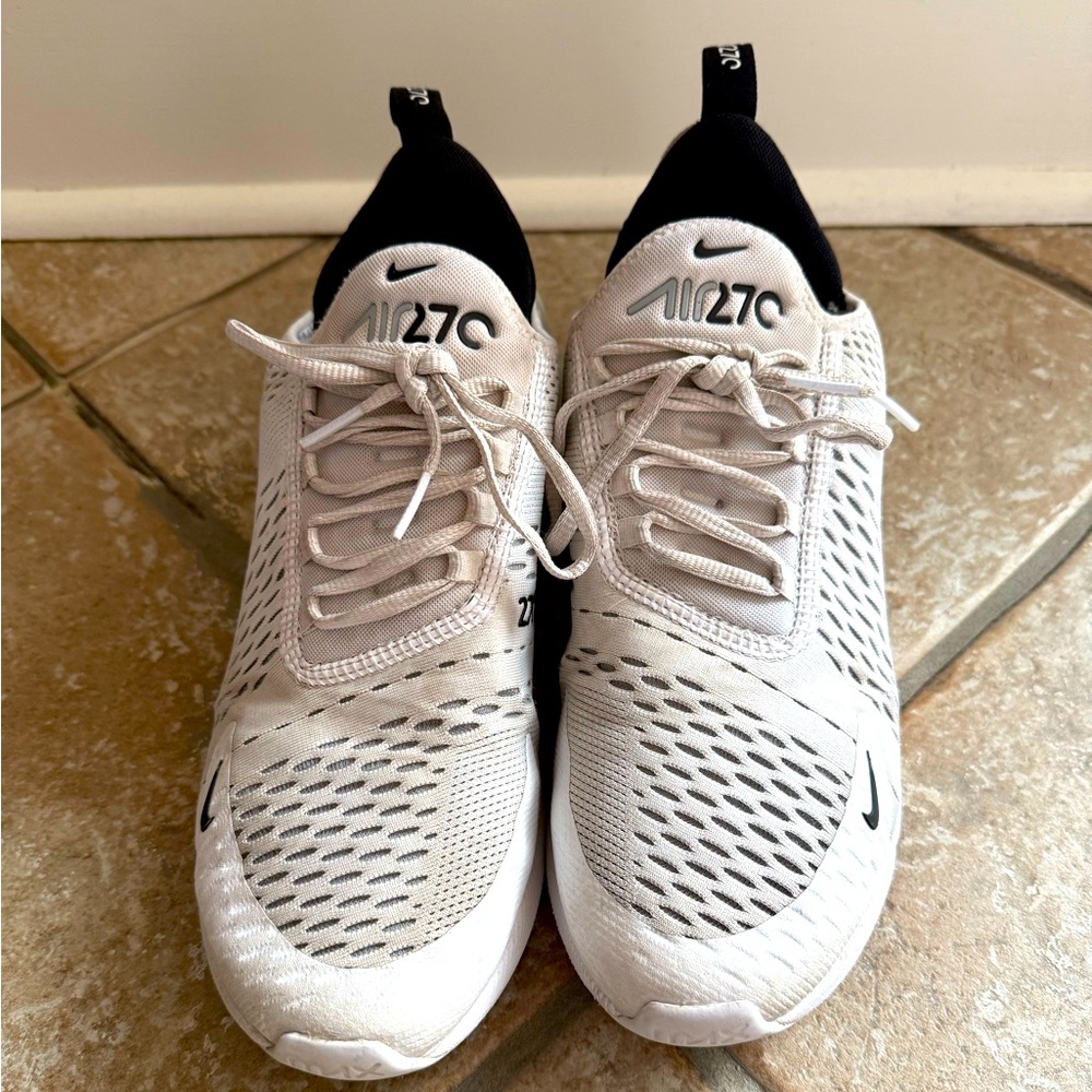 Nike Air Max 270 - men’s 9